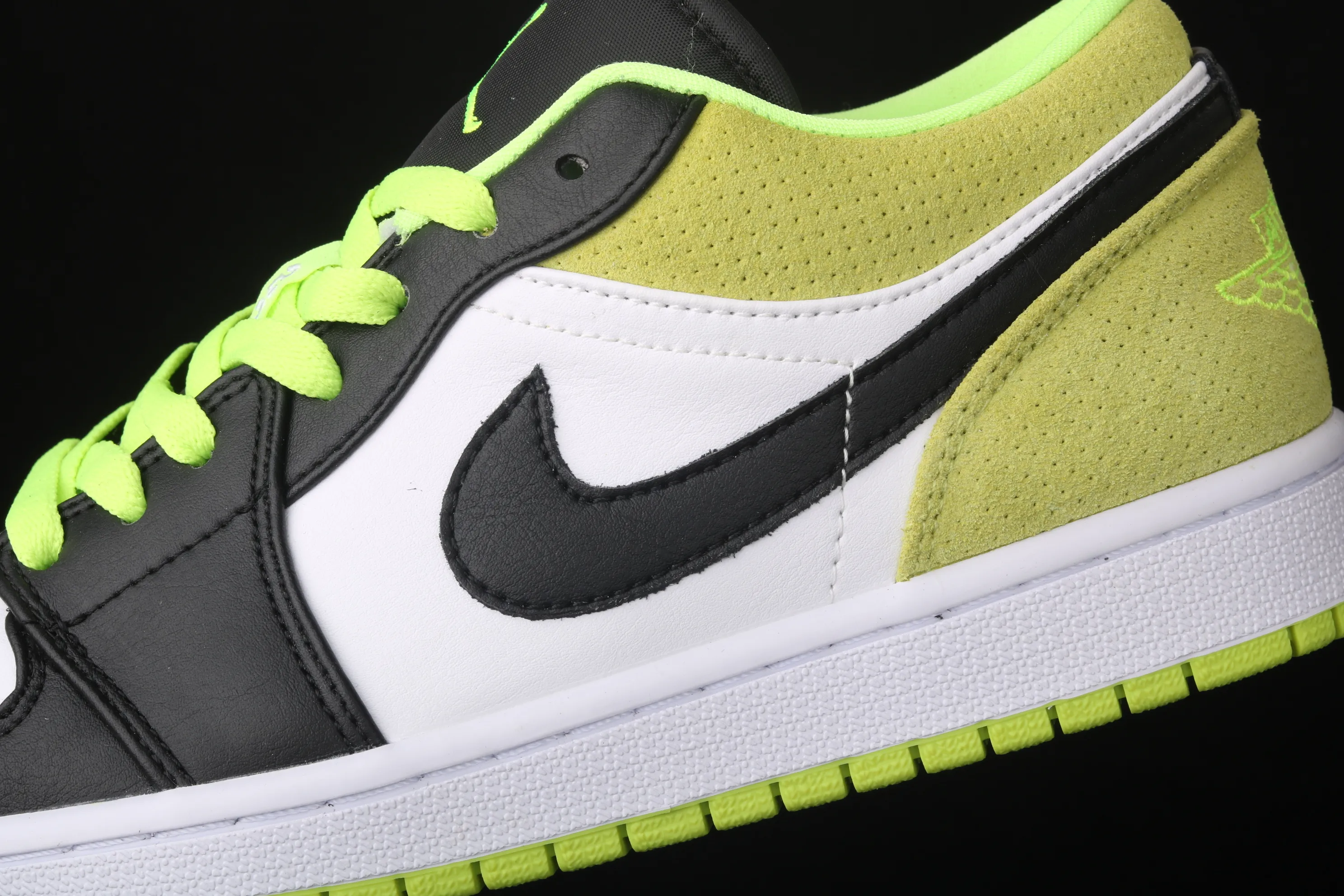 All categories Air Jordan Jordan series basketball shoes Air Jordan 1 Low Air Jordan 1 Low AJ1 Joe 1 low fluorescent green black toe CK3022-003